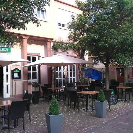 Hotel Loewensteiner Hof Haus Am Neuplatz Wertheim Kültér fotó